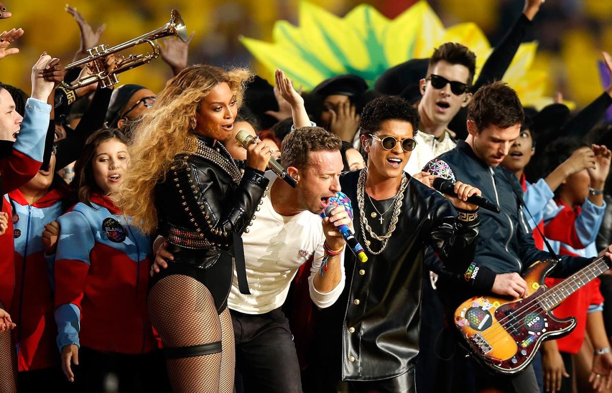 أبرز العروض الغنائية من بطولات السوبر بول السابقة