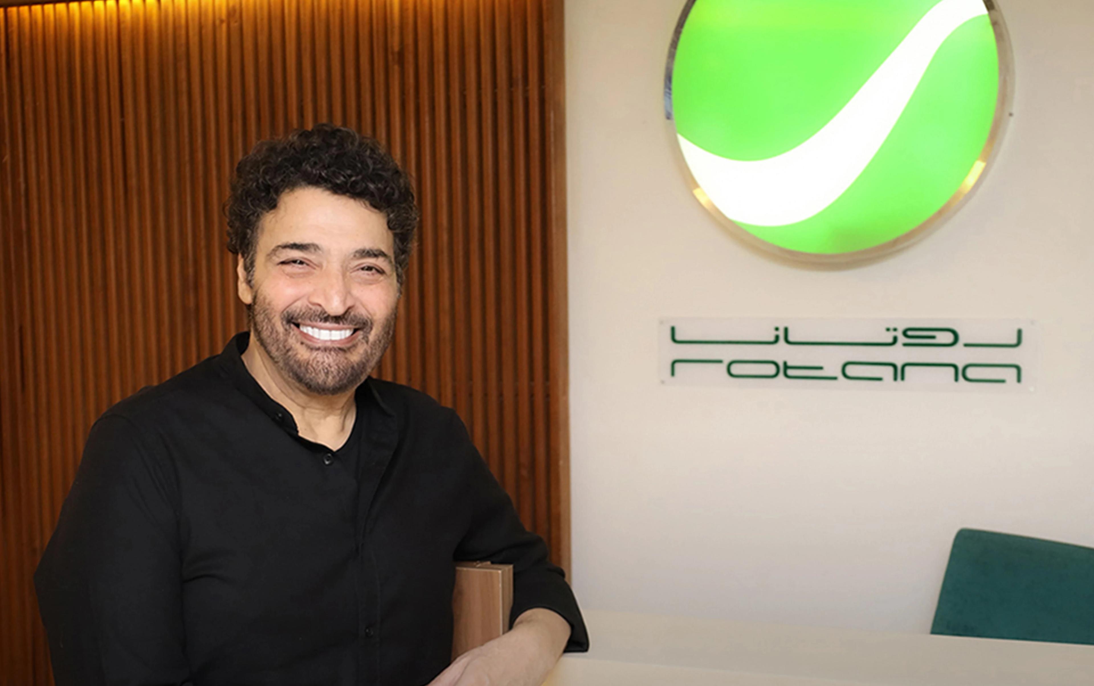 حميد الشاعري يتعاقد مع روتانا: الكابو يعود للغناء