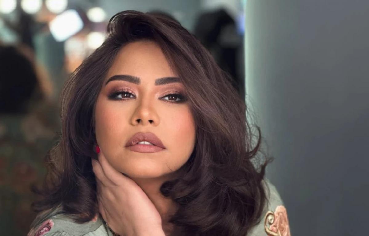 شيرين عبد الوهاب تتراجع عن تنحية محاميها ياسر قنطوش