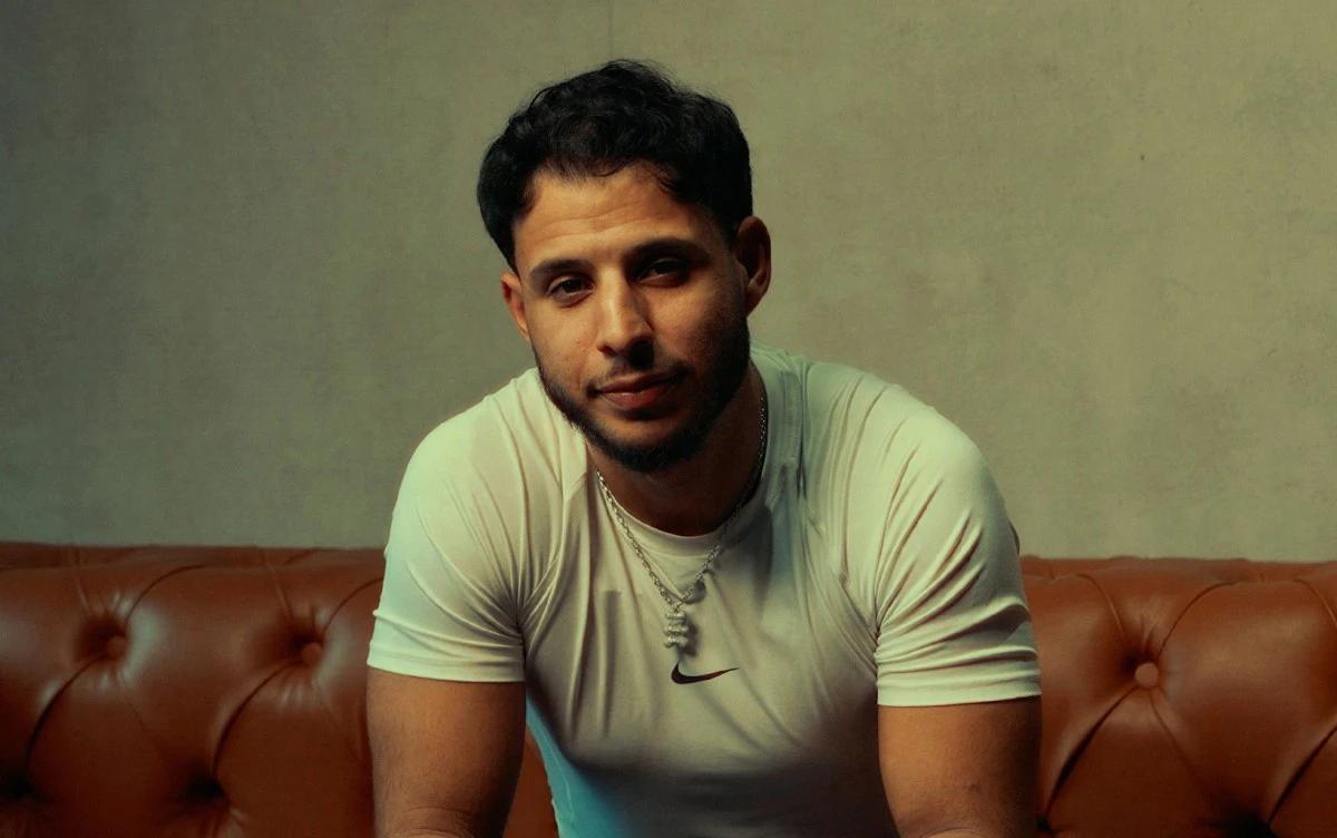 رحلة الفنان المغربي ماعِز إلى قوائم بيلبورد عربية مع أغنيتي "جروحي" و"سأل"