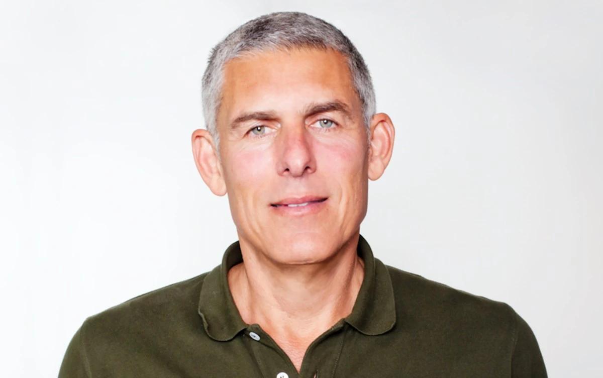 ليور كوهين: يوتيوب أكبر مسرح في العالم لصناعة الموسيقى