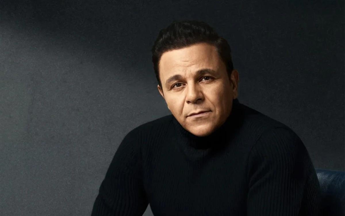 محمد فؤاد يعود بأغنيات جديدة احتفالًا بـ 2026