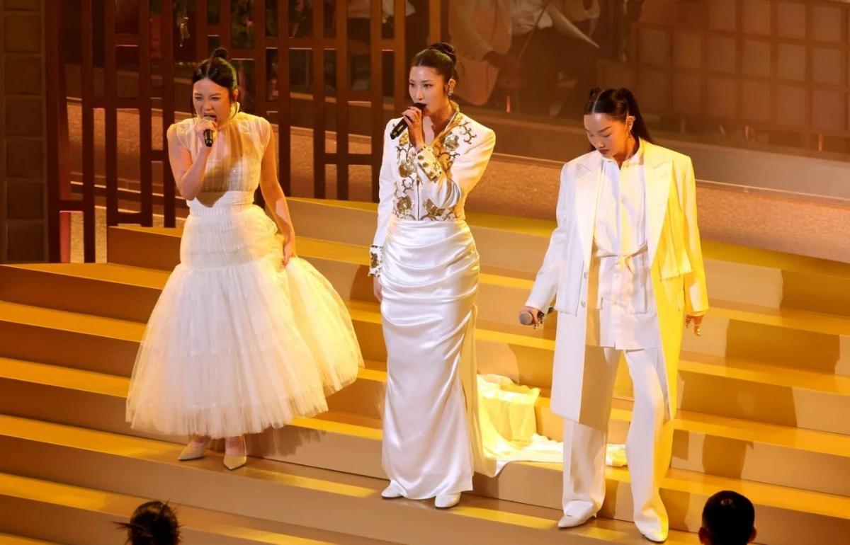 مغنيات HUNTR/X يحوّلن مسرح الأوسكار إلى لوحة ذهبية بأداء مذهل لأغنية Golden