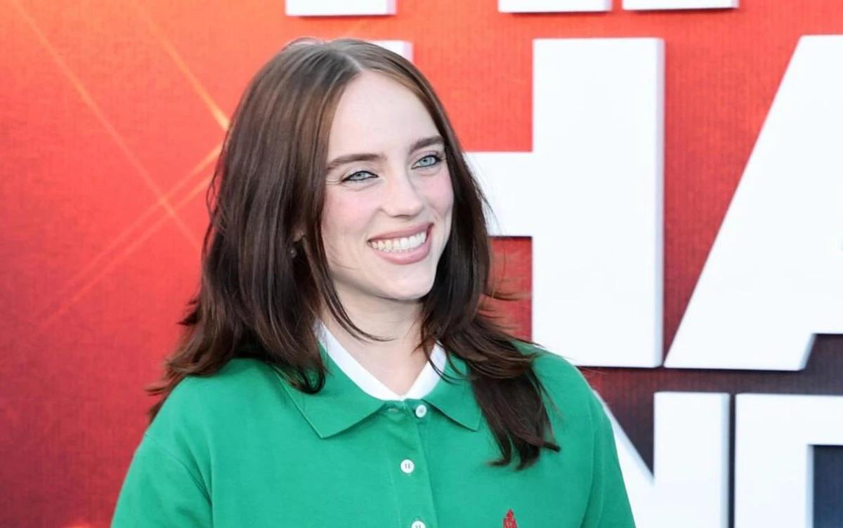 بيلي آيليش تحوّل جولتها لفيلم سينمائي… وأول ظهور علني مع حبيبها نات وولف
