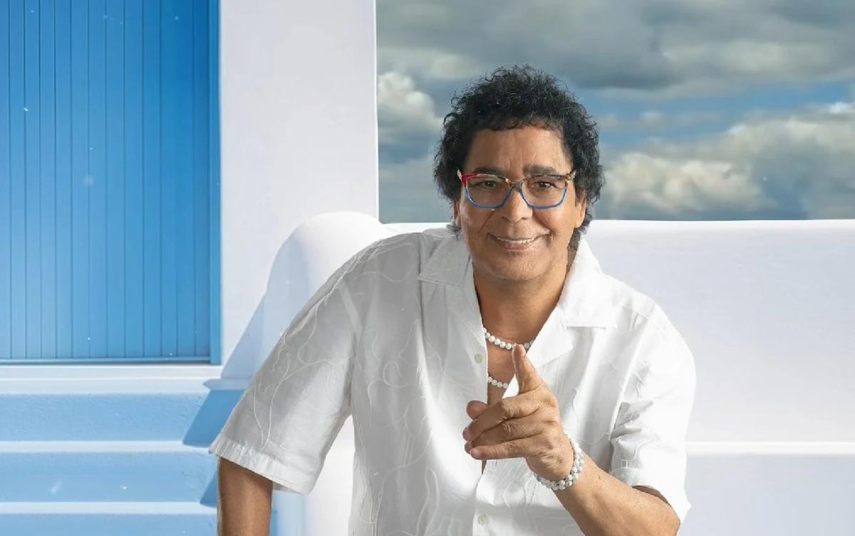 محمد منير يجمع مصطفى حدوتة ورومان بونكا في "يسألوا عنك"