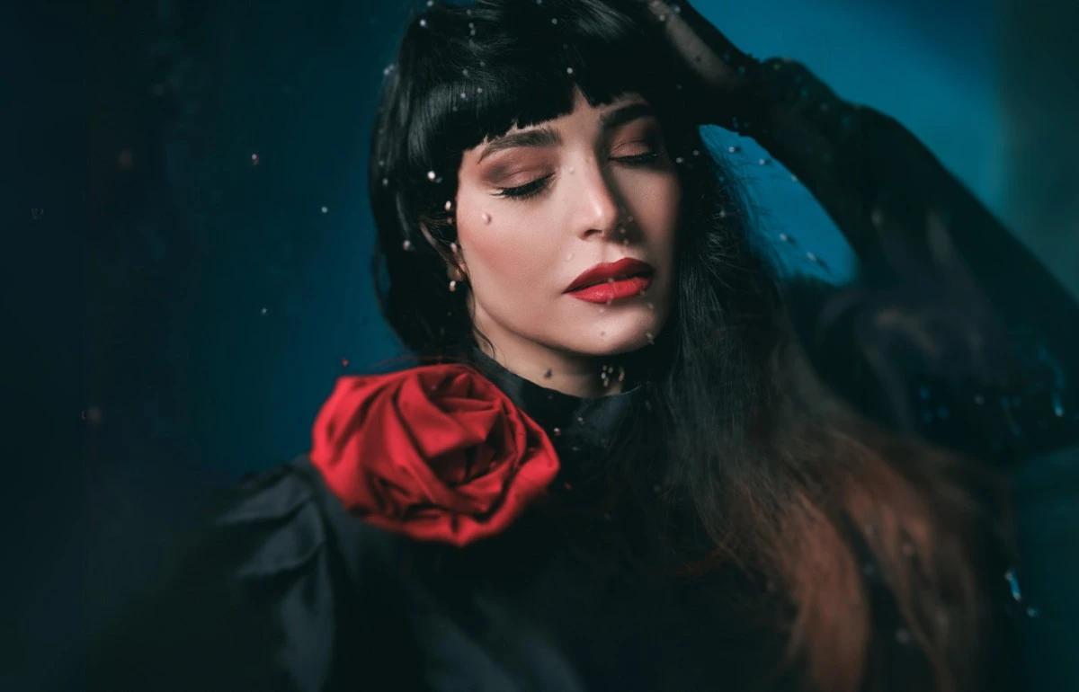 بحضور شقيقها جورج.. نجوم الغناء في عزاء والد عبير نعمة
