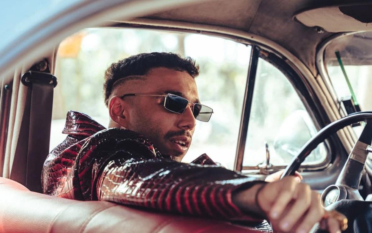 أبو الأنوار بعد صدامه مع زياد ظاظا: لا أريد أن أصبح مغني بوب