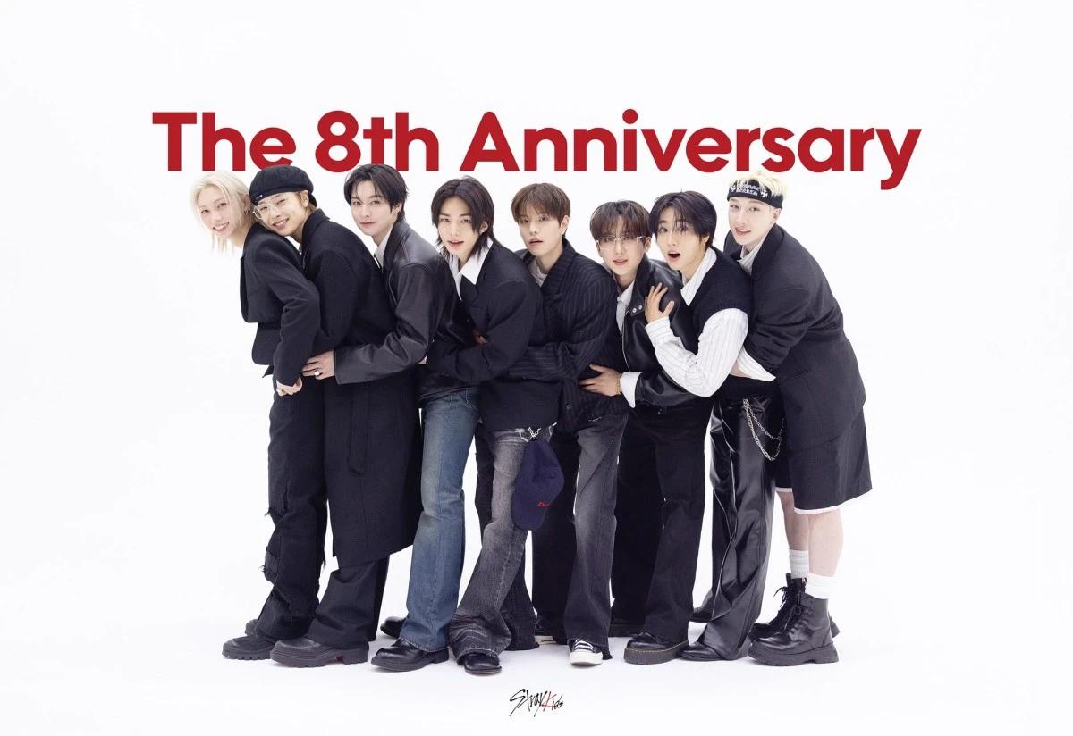 ستراي كيدز يحتفلون بمرور 8 سنوات على انطلاقتهم بأغنية جديدة