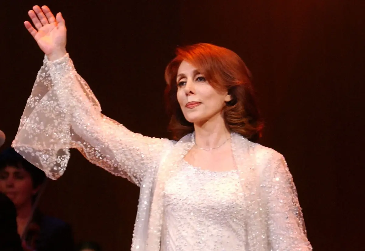 اعتزال فيروز.. نقيب الموسيقيين في لبنان يحسم الجدل